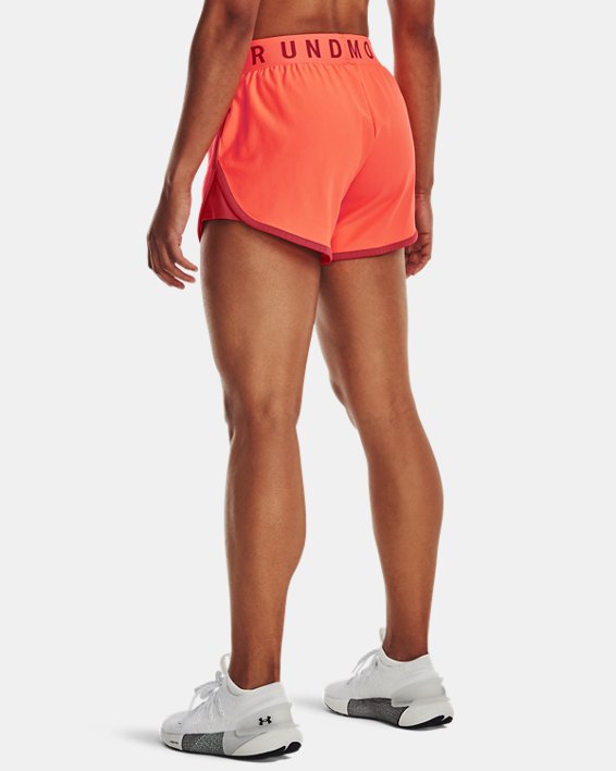 Shorts UA Play Up de 13 cm (5 in) para Mujer, Orange, pdpMainDesktop image number 1